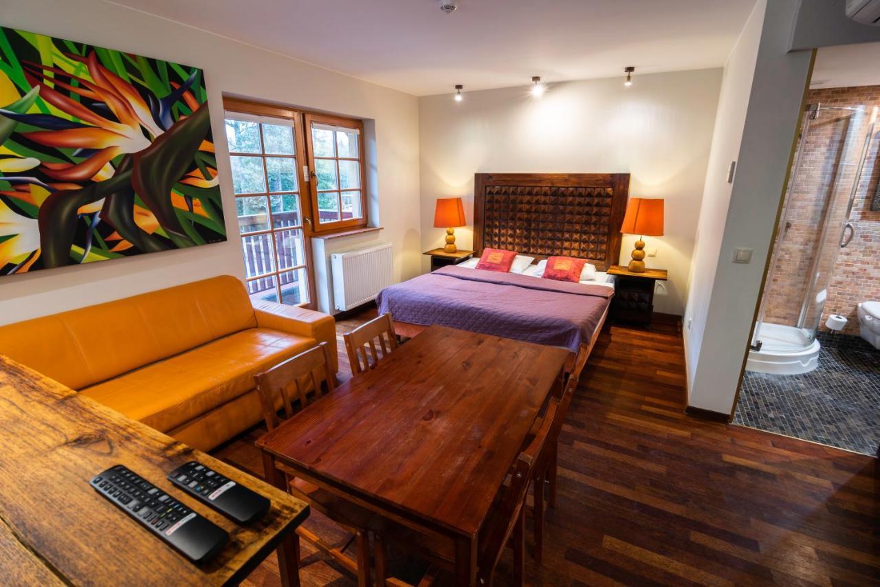 Apartamenty Lola ชกลาร์สกา ปอเรมบา ภายนอก รูปภาพ
