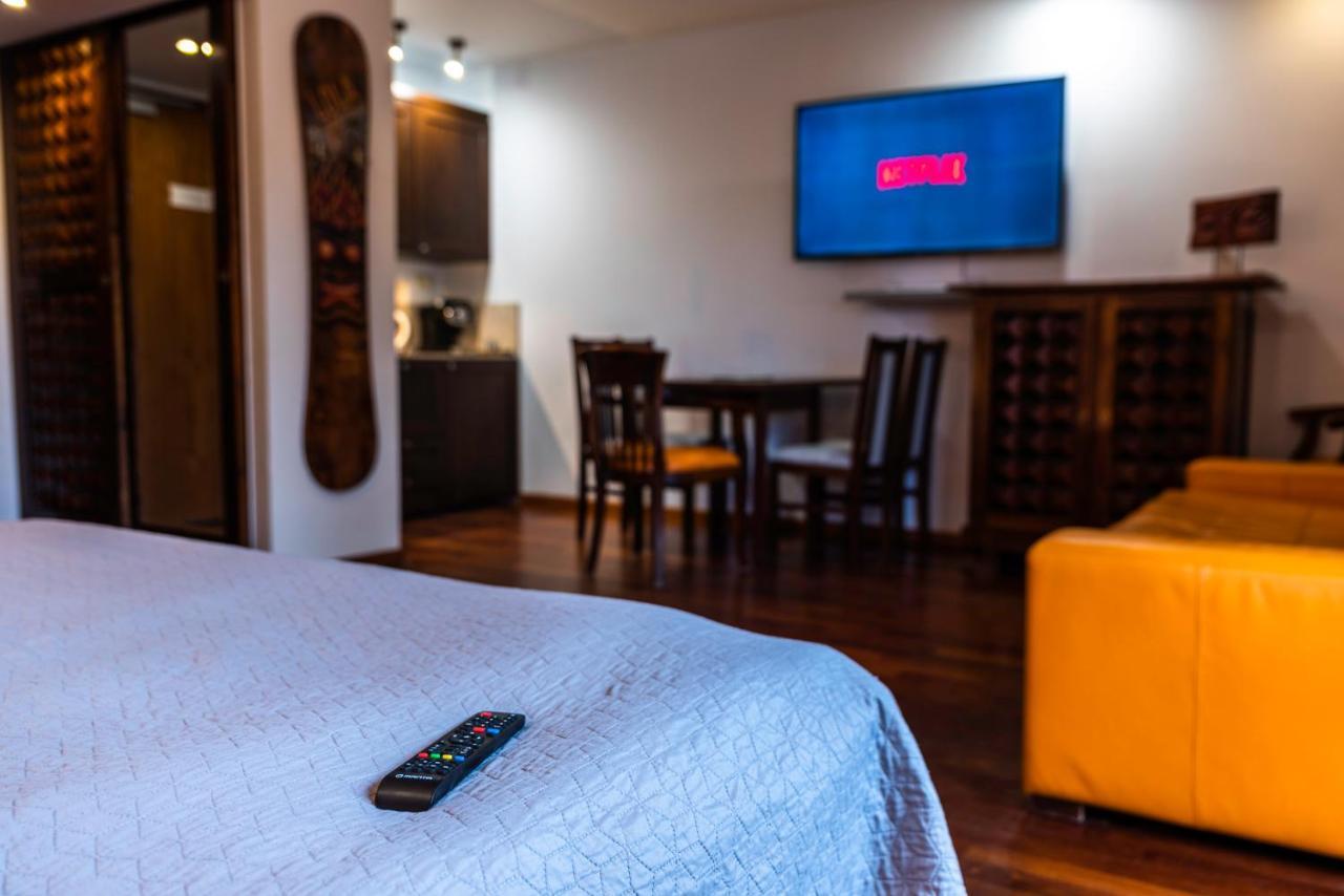 Apartamenty Lola ชกลาร์สกา ปอเรมบา ภายนอก รูปภาพ