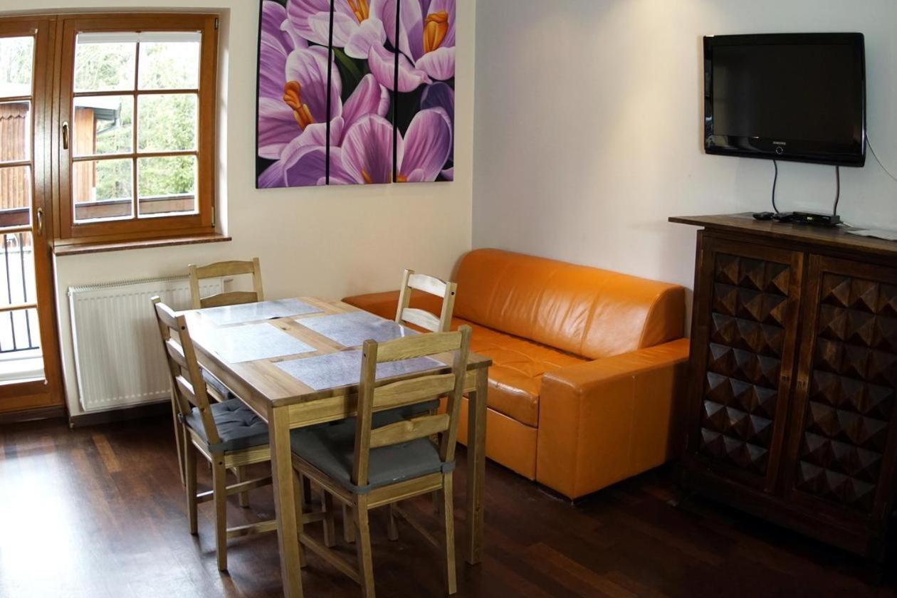 Apartamenty Lola ชกลาร์สกา ปอเรมบา ภายนอก รูปภาพ
