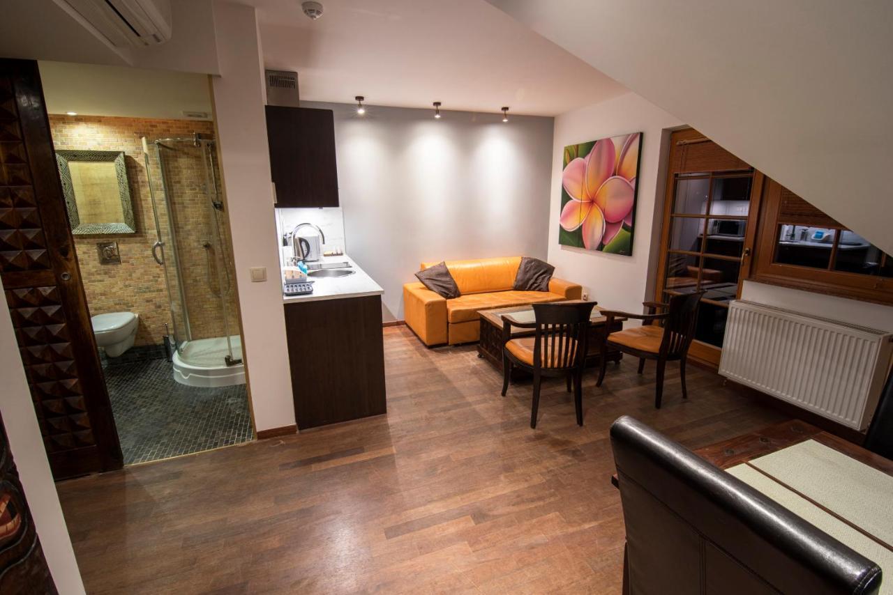 Apartamenty Lola ชกลาร์สกา ปอเรมบา ภายนอก รูปภาพ