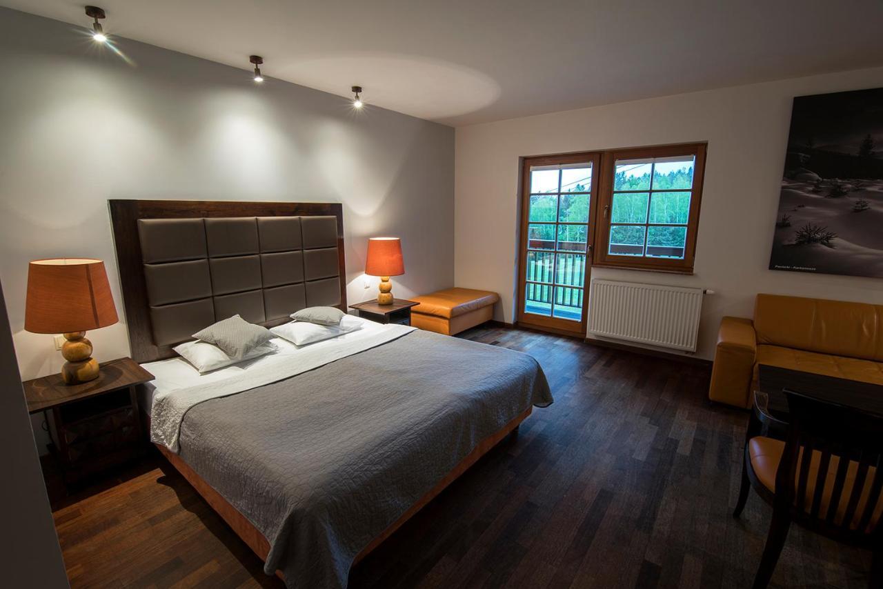 Apartamenty Lola ชกลาร์สกา ปอเรมบา ภายนอก รูปภาพ